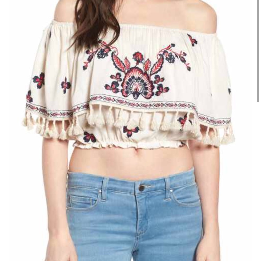 -Off the shoulder crop top, tags still on!